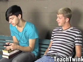 Twinks kayden daniels and jae landen anal pound in classroom