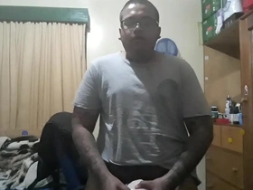 Brij fucks a frozen chicken