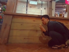 [hansel thio channel] public area - i walk around at mall and buy an cream then show the sweet lick part 2